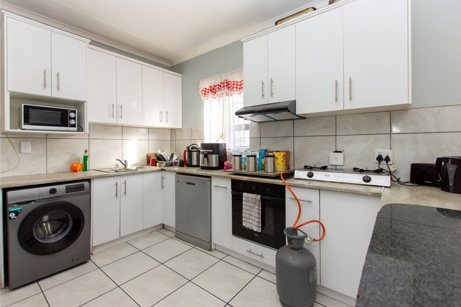 3 Bedroom Property for Sale in Velddrif Western Cape